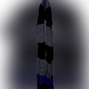 New York & Company Gray Black Blue Scarf